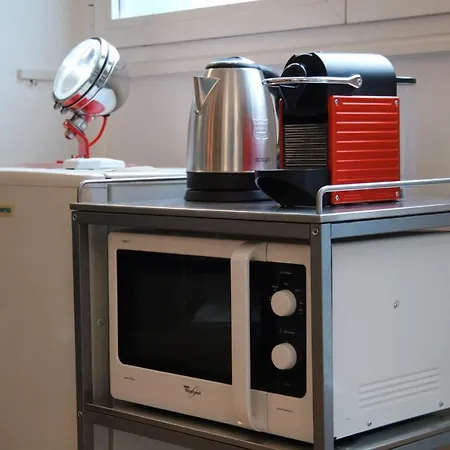 Likehome - Via Scaldasole Loft شقة
